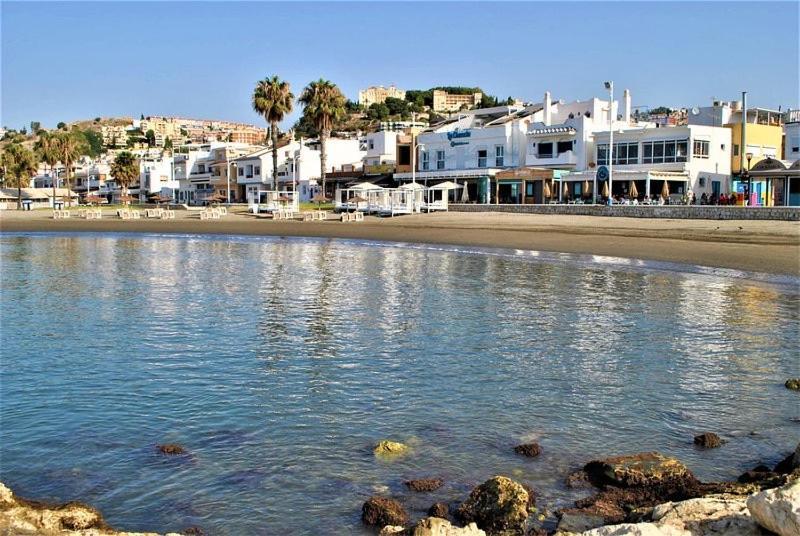 Ferienwohnung Pedregalejo Playa, Piscina Y Parking Málaga Exterior foto